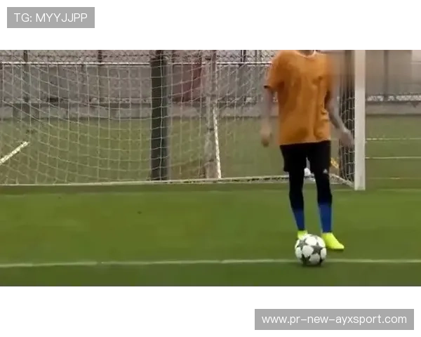 内马尔脚法秀翻整条边路