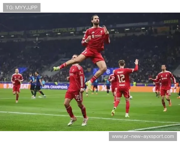 利物浦萨拉赫倒钩完成经典瞬间